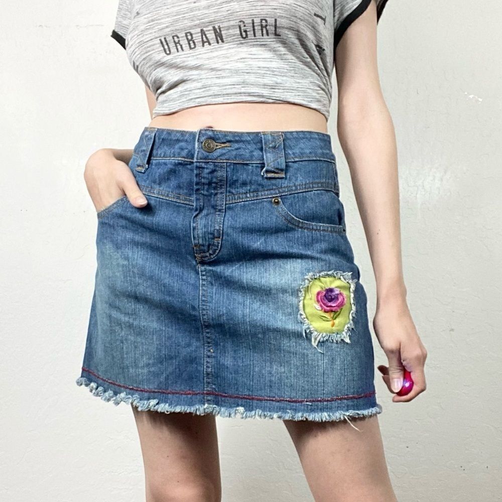 Vintage y2k Style Floral Embroidered Distressed Denim Mini Skirt